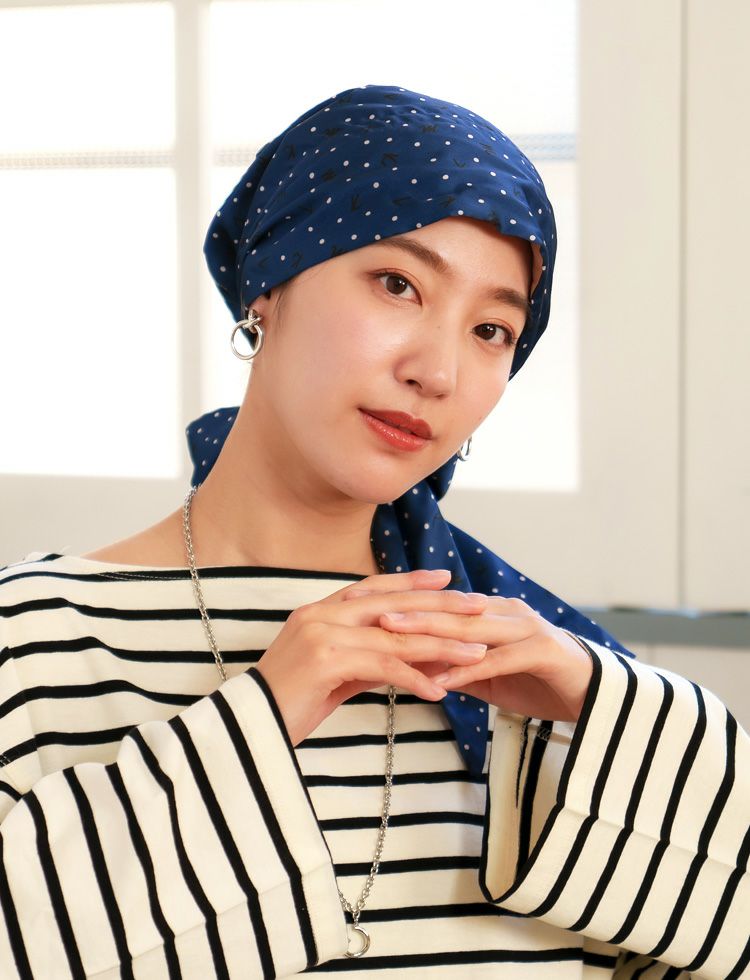 医療用帽子(ケア帽子) -Audrey- スカーフタイプ/ロゴドット
