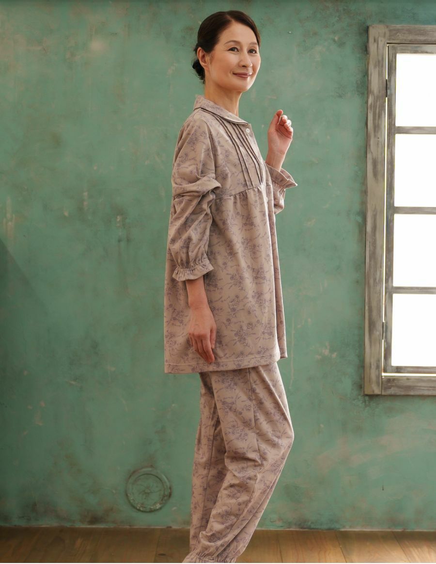 レディースパジャマ 小花柄 前開きタイプ 介護用　綿100%